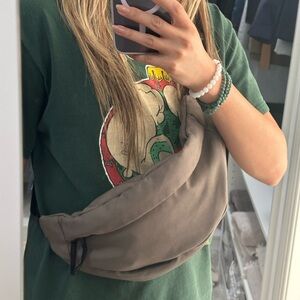 Everlane belt bag